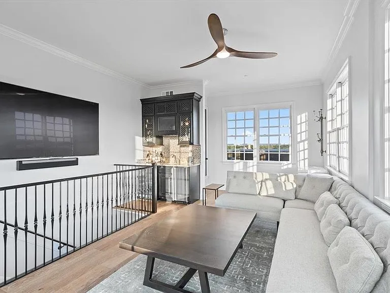 65 E Pontotoc Ave #301 — Photo 15