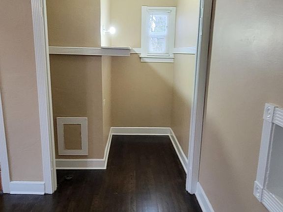 3rd image of 1234 N Washington St APT 205
