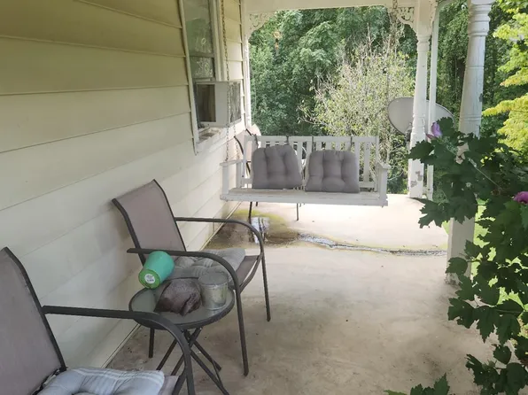 1072 Discovery Trl, Big Island, VA 24526