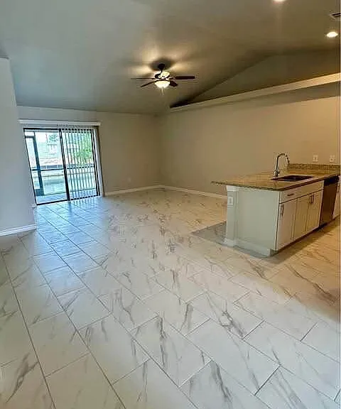 3418 SW 17th Ave #3418 — Photo 18
