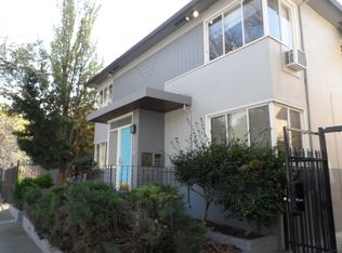 1314 V St APT 2, Sacramento, CA 95818
