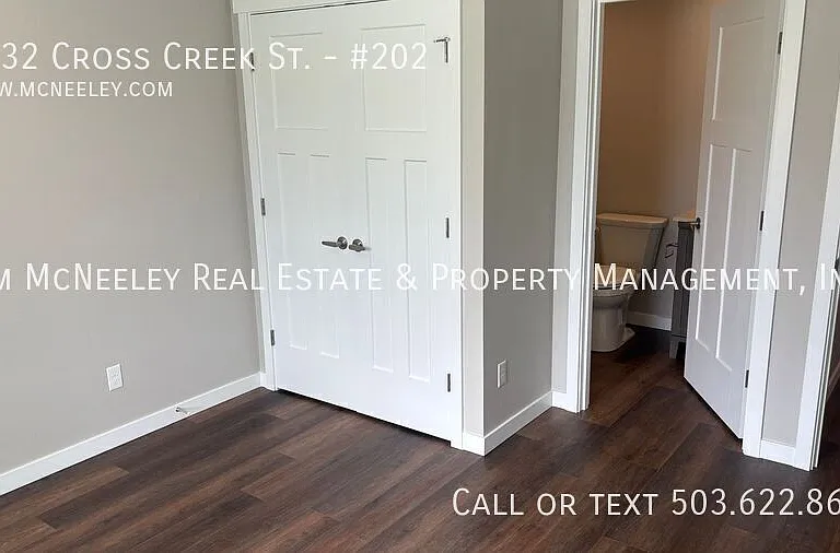 2332 Cross Creek St #202 — Photo 9