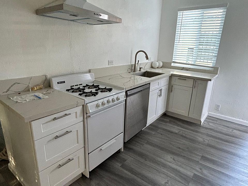 1st image of 3825 W 108th St #2