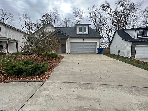 3rd image of 1182 Eagles Nest Ln