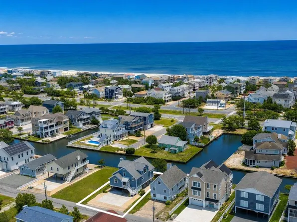 138 Bayshore Dr, Bethany Beach, DE 19930