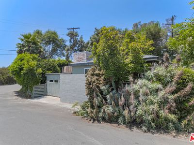 905 Pine Grove Ave, Los Angeles, CA, 90042