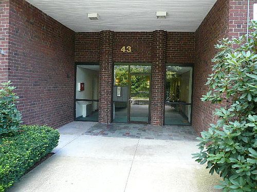 5th image of 43 Caya Ave APT 306