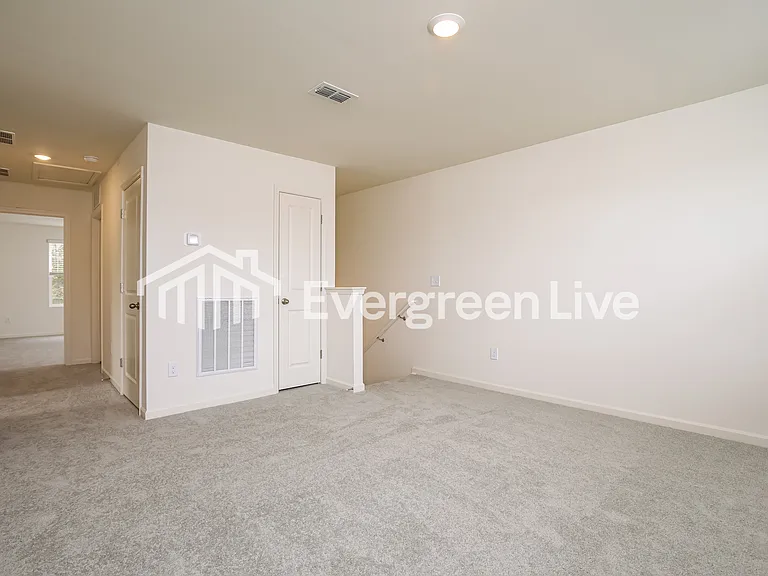 721 Shepard Rock Dr — Photo 8