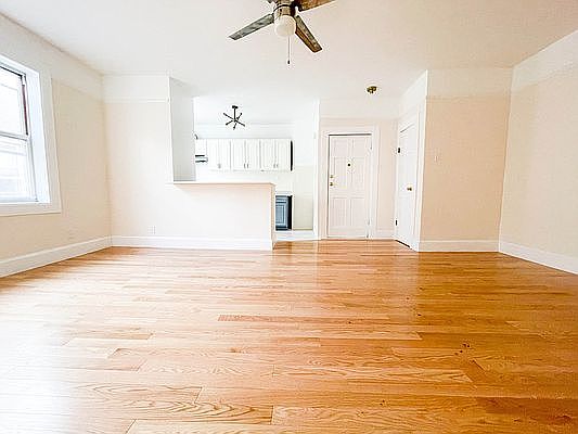 1st image of 4728 44th St APT 3R