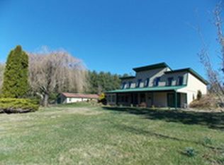 94 Comanche Ln, Laurel Fork, VA 24352