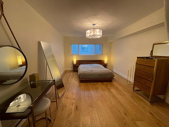 4th image of 1734 N Fuller Ave APT 210