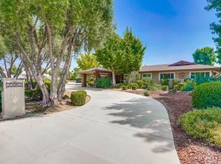 20952 E Mesarica Rd, Covina, CA 91724
