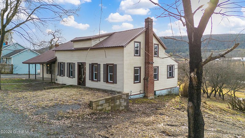 2nd image of 263 Windy Ridge Road