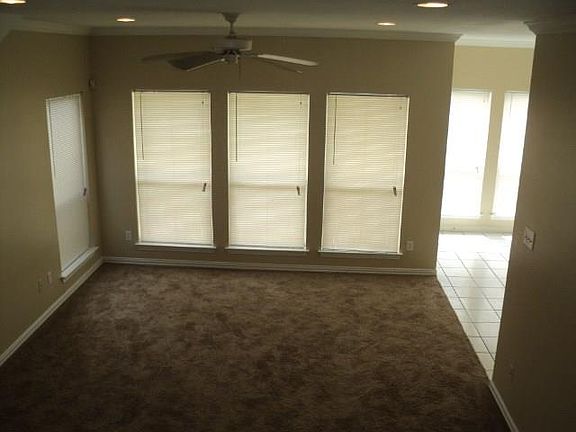 5th image of 5740 Blackmon Ct