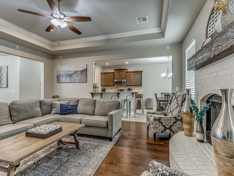 2700 Tranquilo Ln — Photo 14