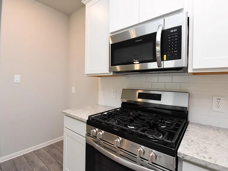 2128 Port Jackson Dr — Photo 20