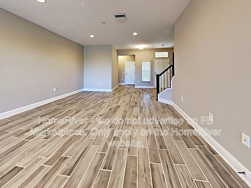 3 bed, 2.5 bath, 1853 sqft, $2,150 — Photo 4