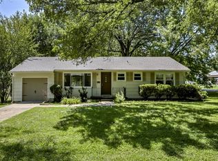 1317 Duck Rd, Grandview, MO 64030