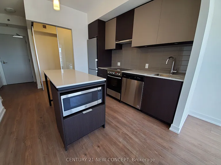203 College St #1105 — Photo 5