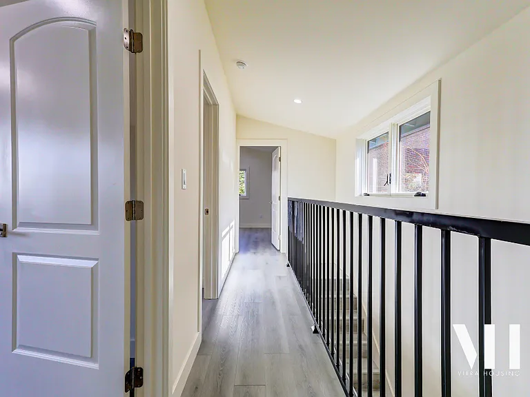 1032.75 | Five Bedroom, Four Bath| Detached Home