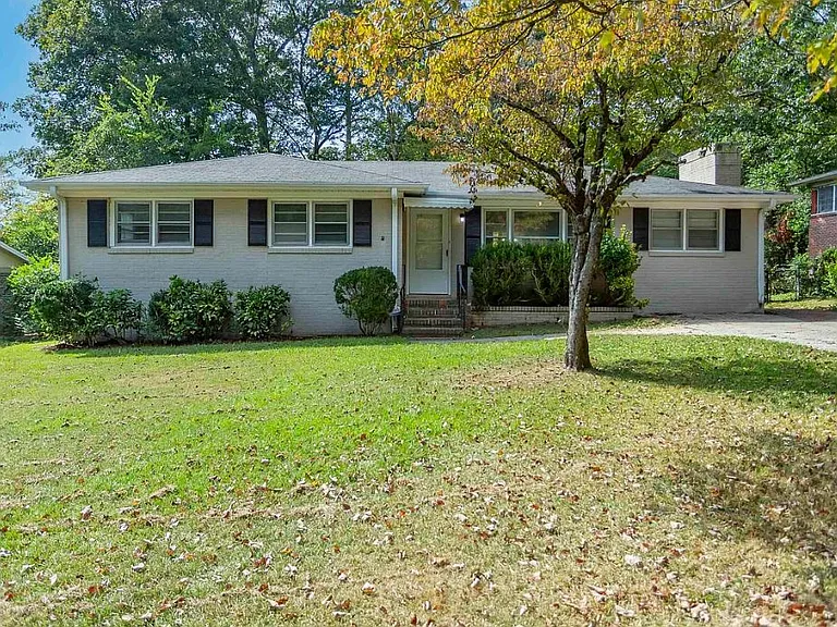 1152 Dogwood Ln — Photo 17