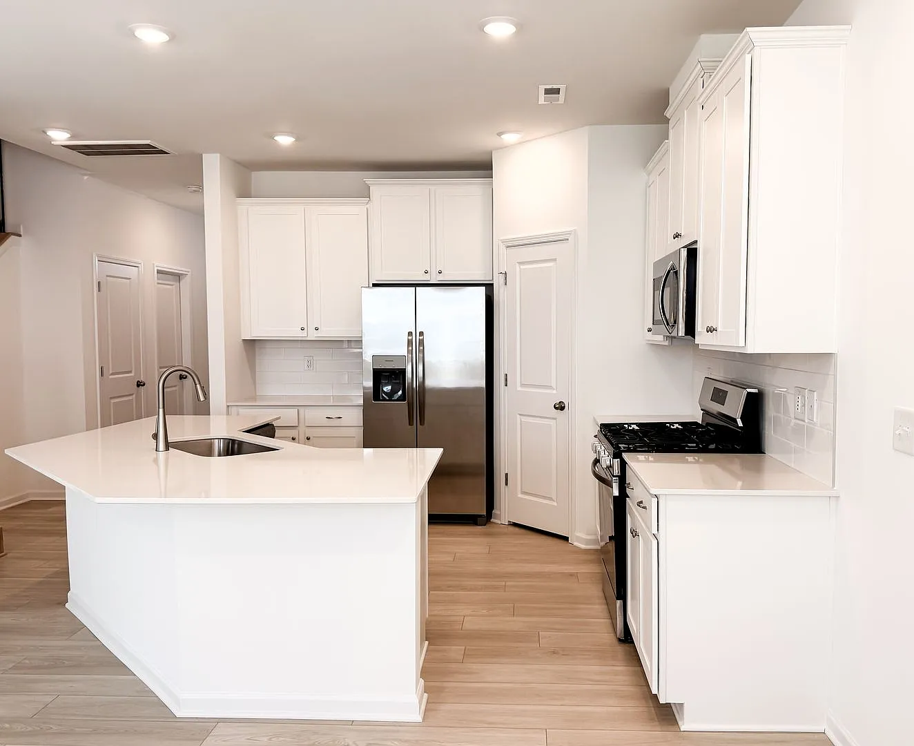 Brand New Townhome in Boiling Springs — Photo 3