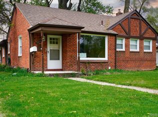 20491 Sumner St, Redford, MI 48240