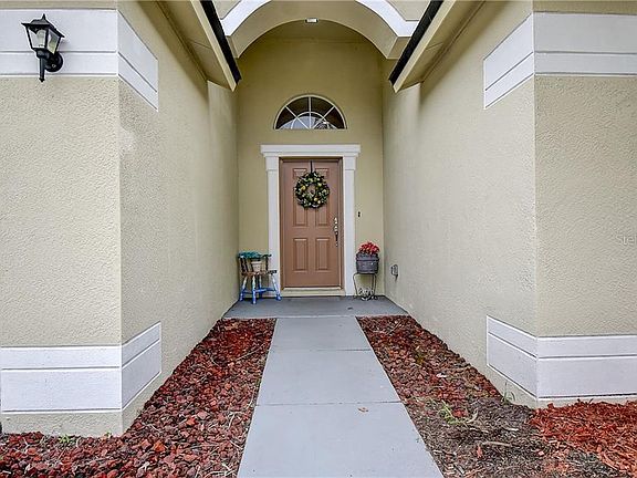 2nd image of 10416 Salisbury St
