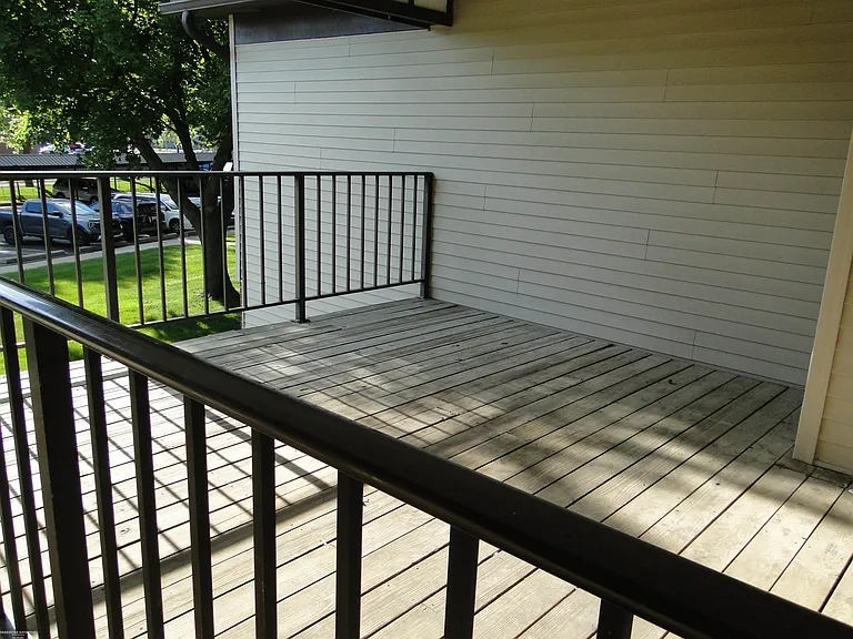 29842 Utica Rd — Photo 7