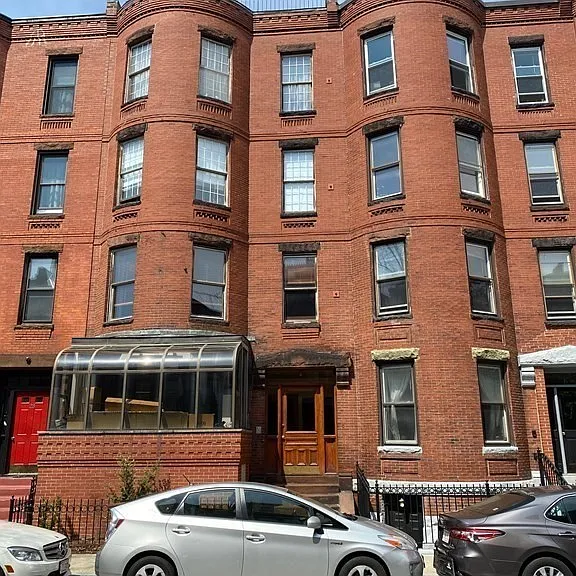 21 Symphony Rd #1B — Photo 1