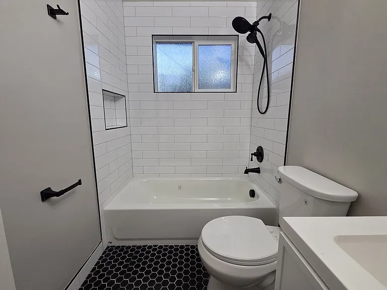 4242 E Montecito Ave — Photo 15