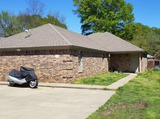 716 3rd Ave #A, Conway, AR 72032