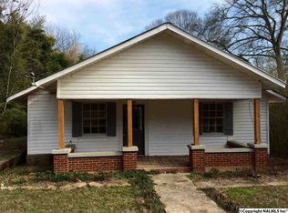 825 Rayburn Ave, Guntersville, AL 35976