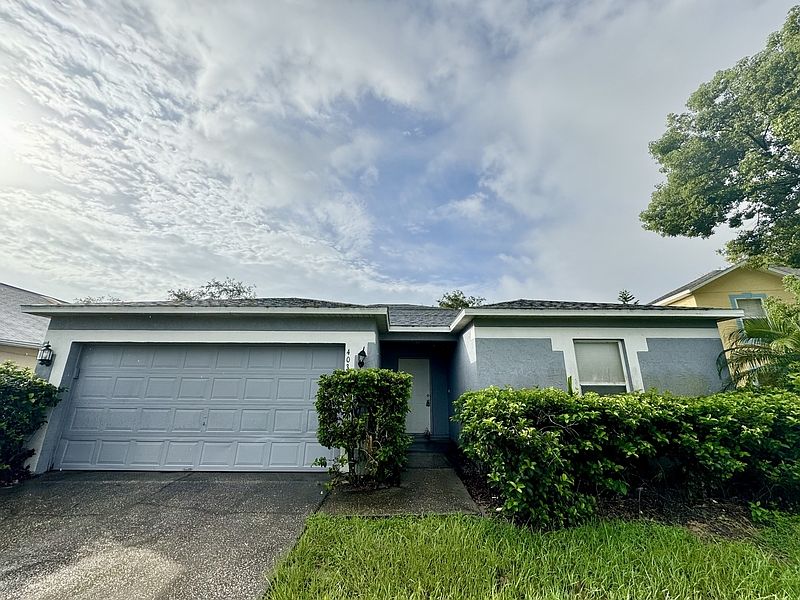 1st image of 4032 Iveyglen Ave