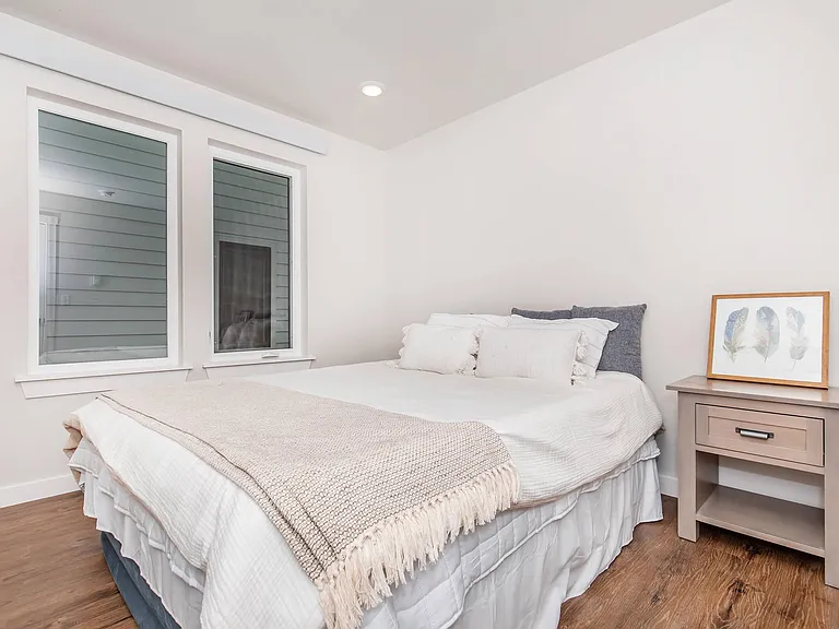 331 Walsh St #331 — Photo 11