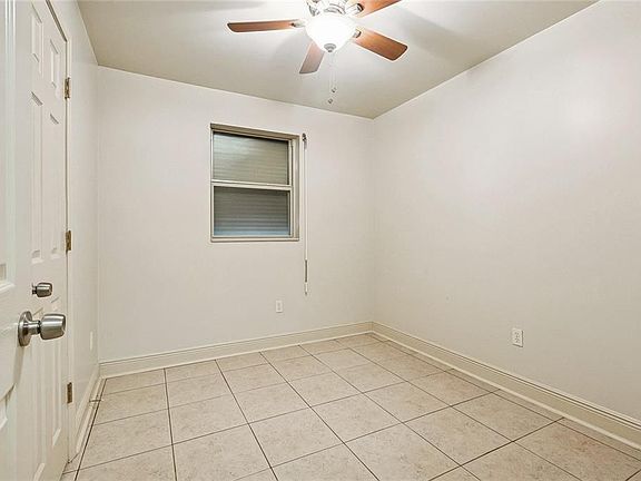 5th image of 2524 Cora Ann St
