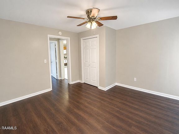 5th image of 156 Oak Rd