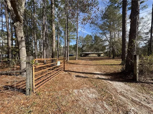 264 Ware Forest Rd, White Oak, GA 31568