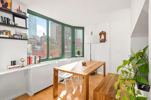 Rented by Compass | media 12