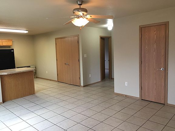 4th image of 3802 James Ct #B
