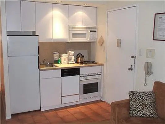 Rented by Empire State Properties | media 26
