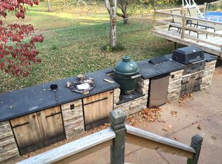 1902 N State Hwy Ab, Springfield, MO 65802