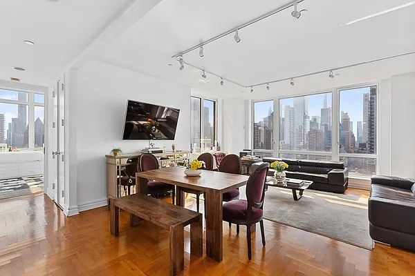 Rented by Compass | media 1