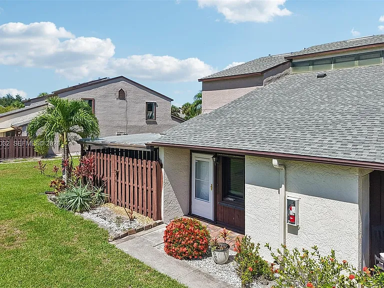 12939 Cherrydale Ct — Photo 34