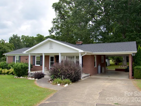 5799 Harmony Grove Rd, Nebo, NC 28761