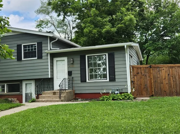 4003 Latham St, Rockford, IL 61103