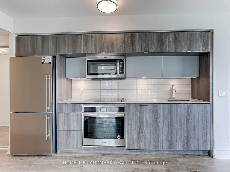 585 Bloor St E #1618 — Photo 12
