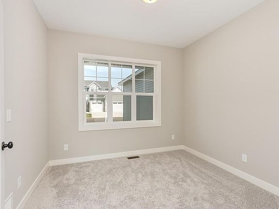 5th image of 18837 Blackfoot St