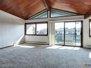 2543 Curlew Cir, Anchorage, AK 99502