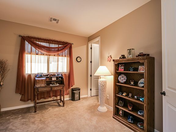 5th image of 8439 N 171st Dr